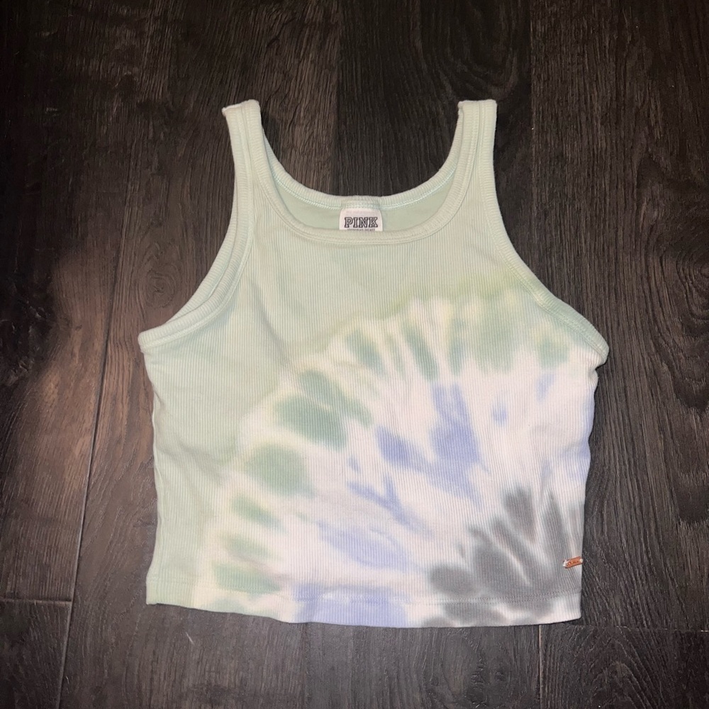 PINK cropped tank top with second layer underneath. Green&blue tye dye. Size sm